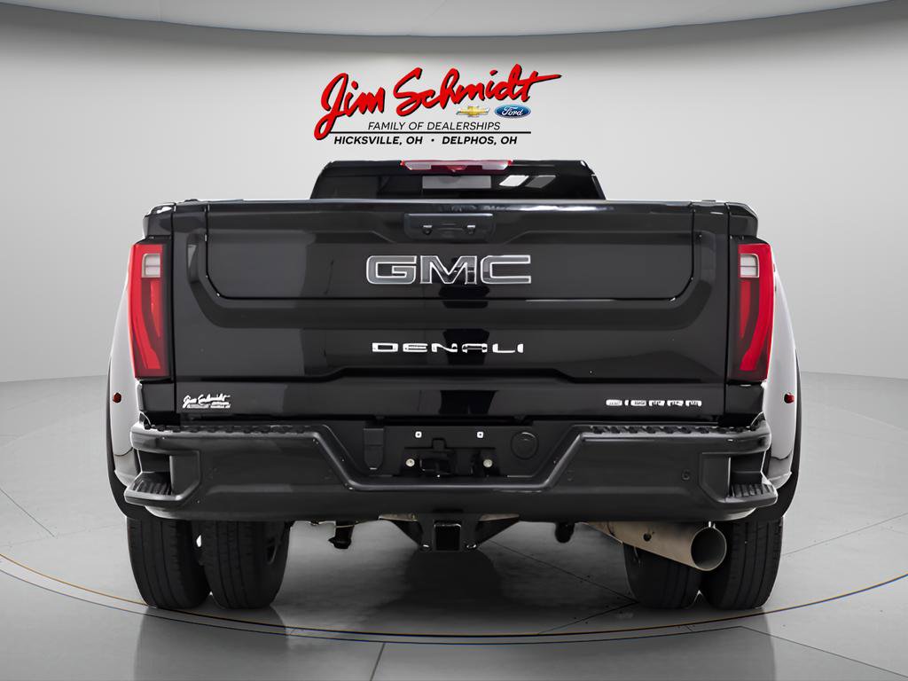 Used 2024 GMC Sierra 3500 Denali Ultimate AWD/4WD image 5