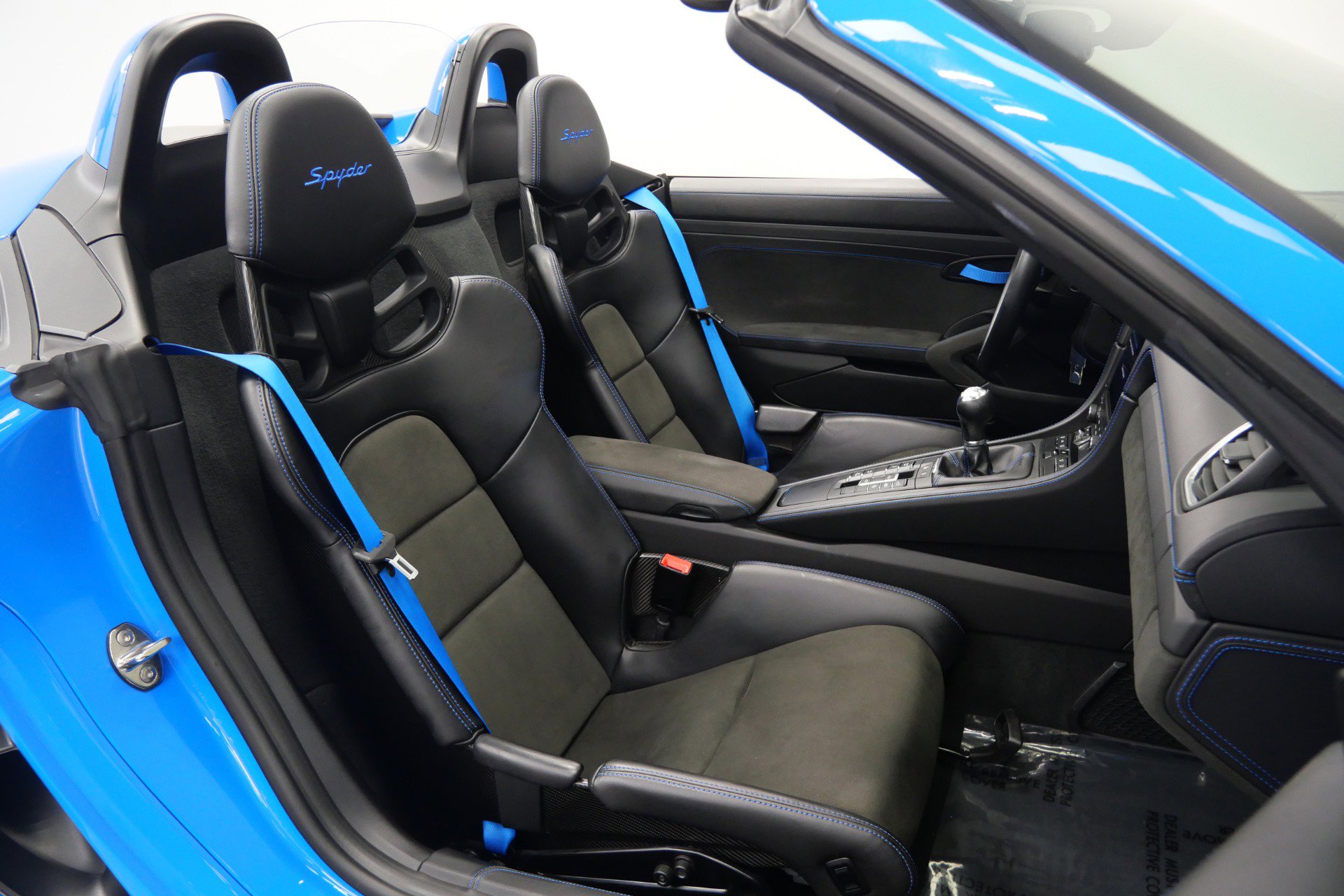 Used 2022 Porsche 718 Boxster Spyder image 23