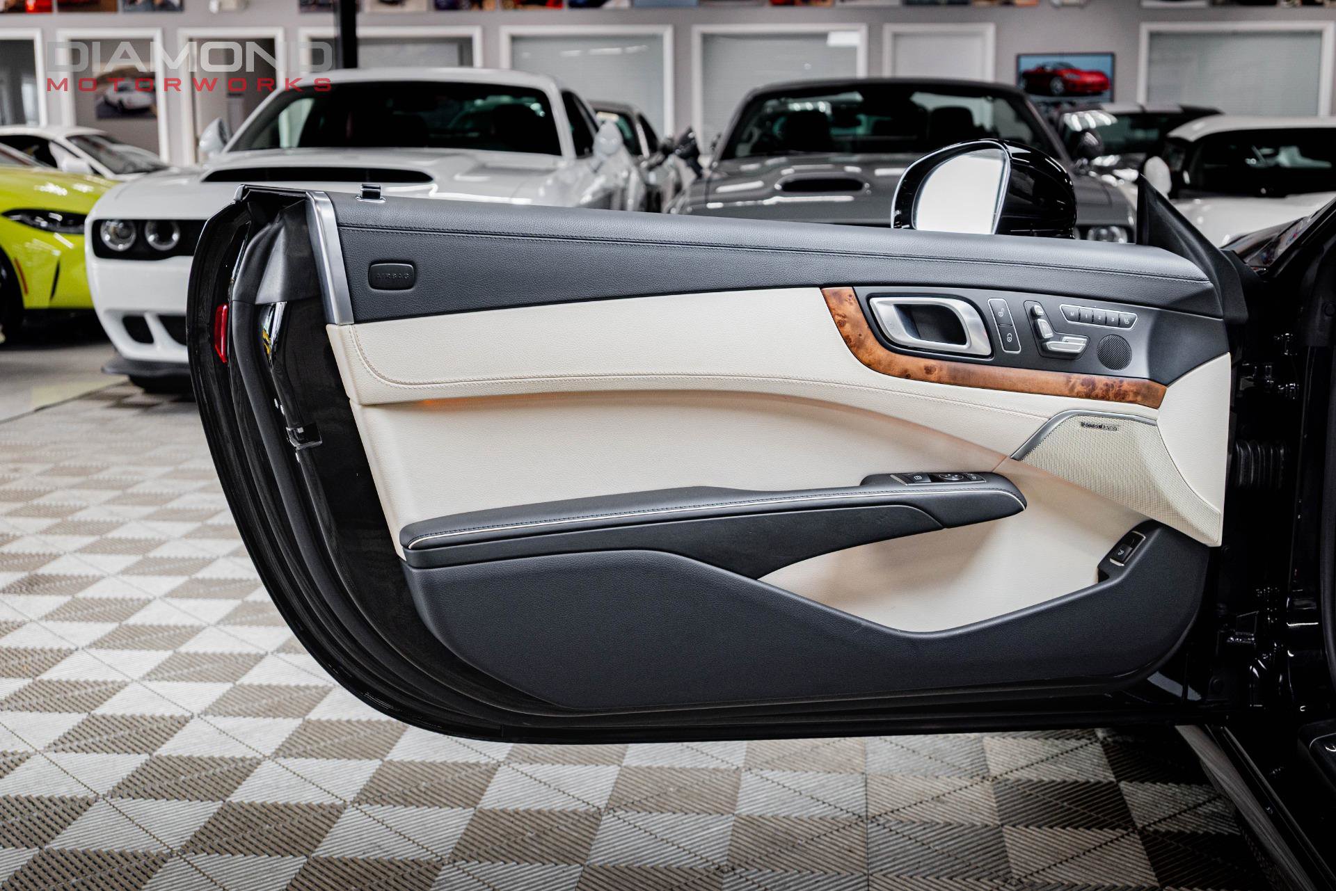 Used 2013 Mercedes-Benz SL 550 image 12