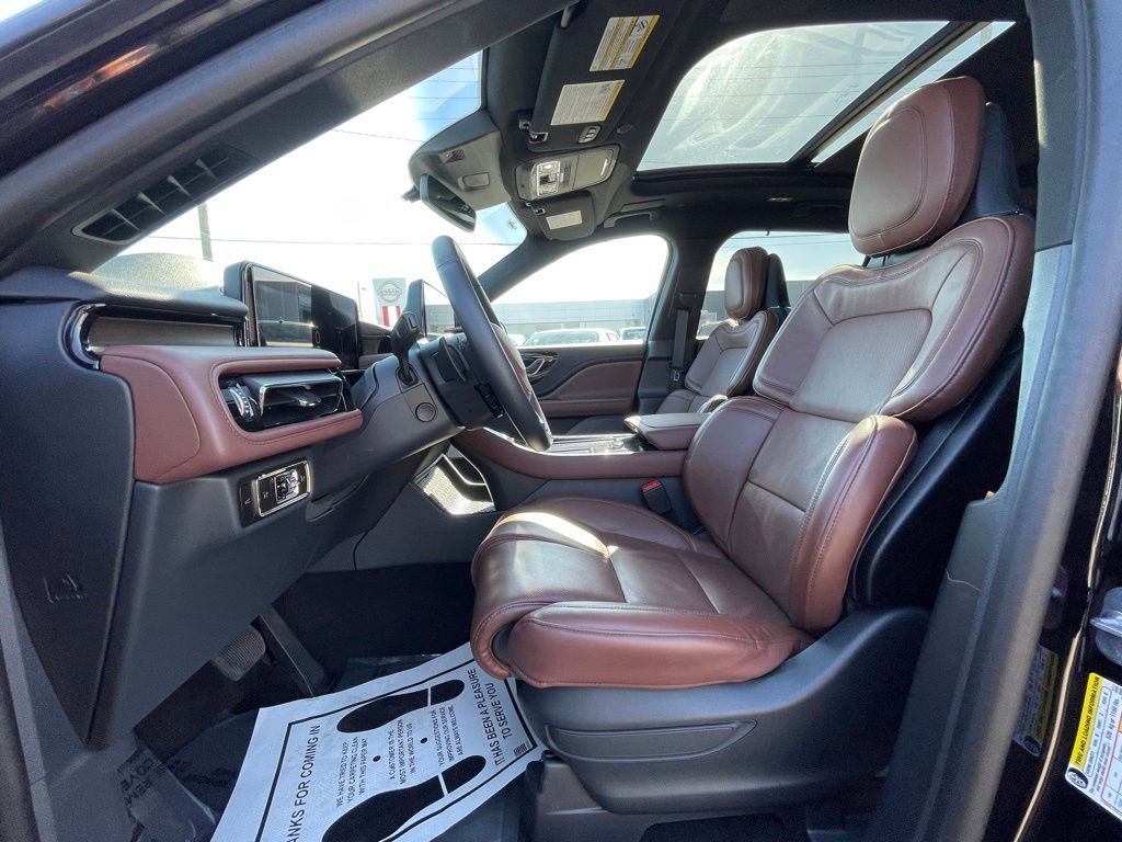 Used 2025 Lincoln Aviator Reserve w/ Equipment Group 201A AWD/4WD image 20