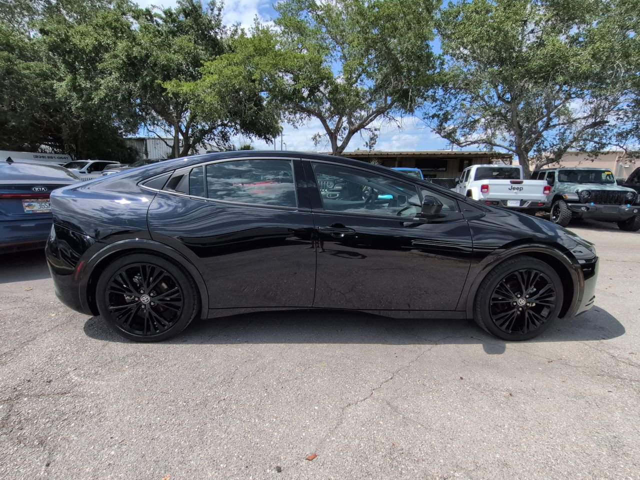 Used 2026 Toyota Prius image 4