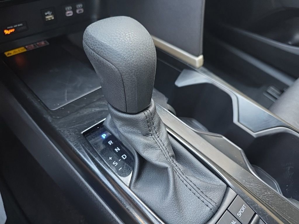 Used 2026 Toyota Camry LE image 27