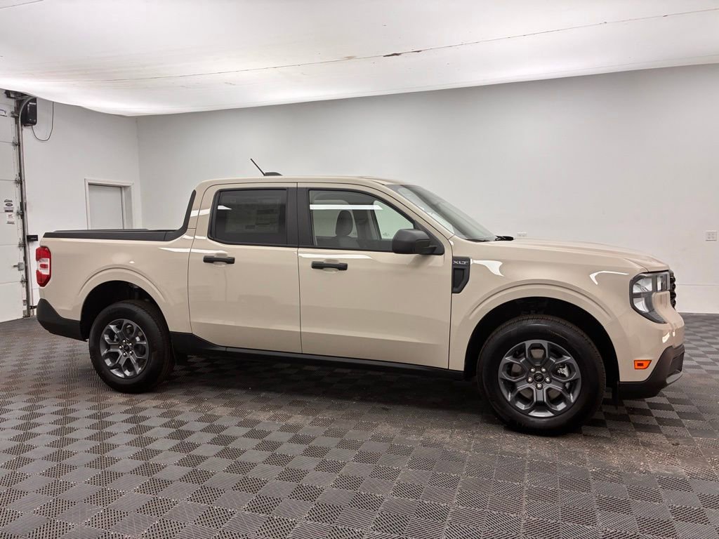 New 2025 Ford Maverick XLT w/ 4K Tow Package image 6
