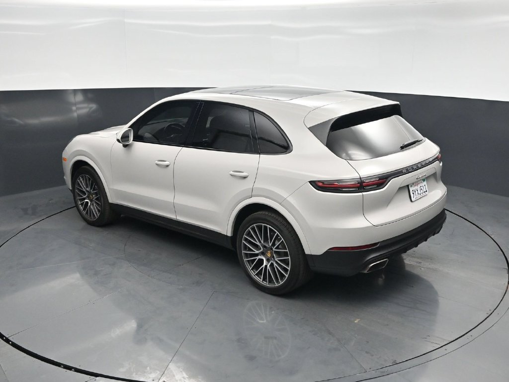 Used 2021 Porsche Cayenne AWD/4WD image 39