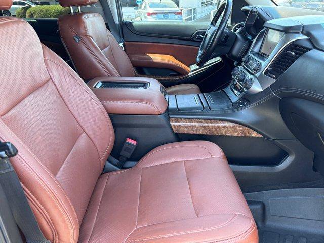 Used 2018 Chevrolet Suburban Premier AWD/4WD image 12