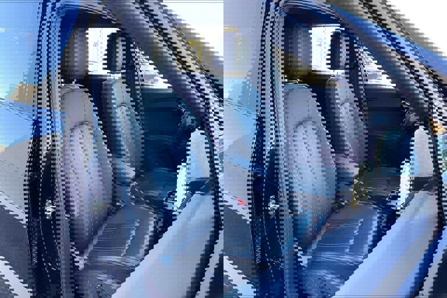 Used 2023 Audi Q4 e-tron Premium Plus image 9