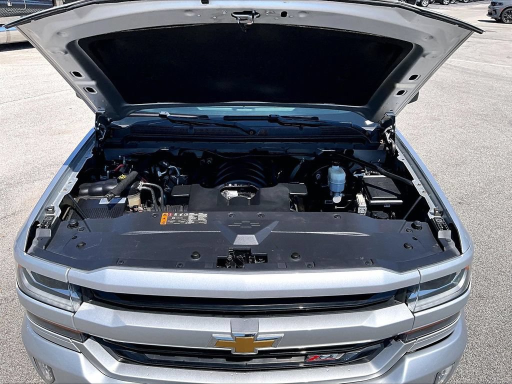 Used 2019 Chevrolet Silverado 1500 LT w/ All Star Edition AWD/4WD image 11