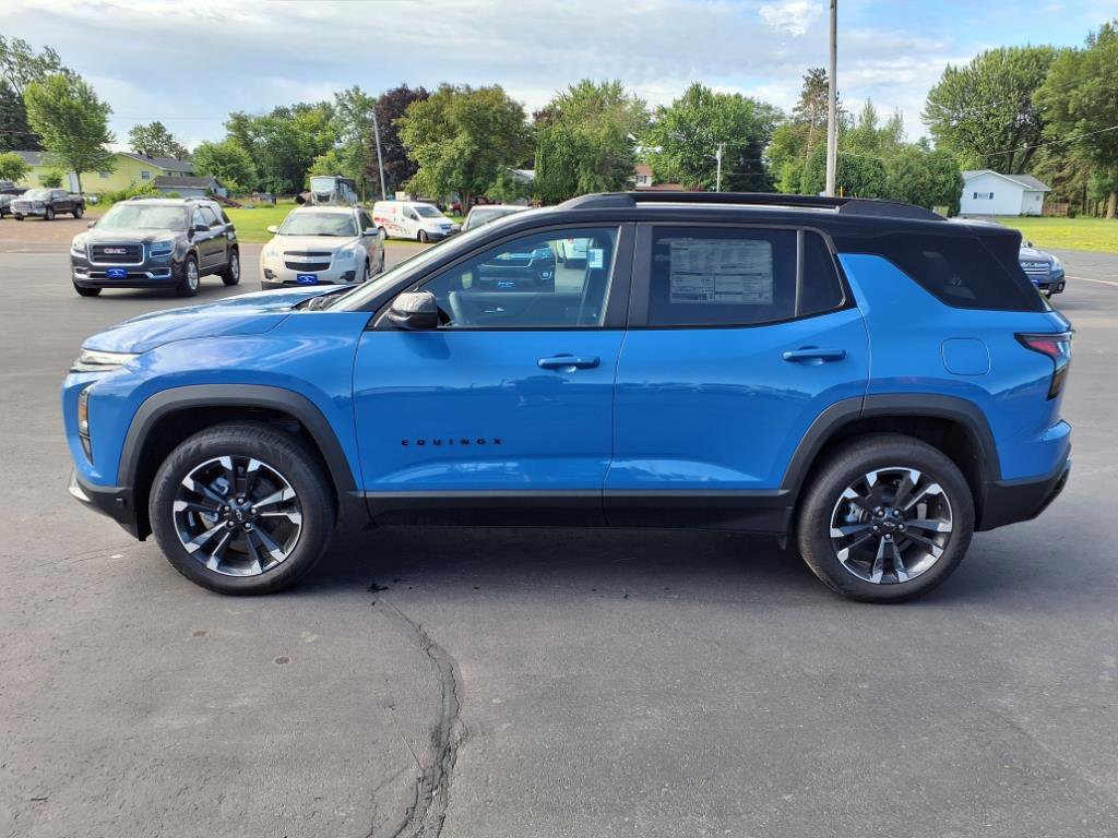 New 2026 Chevrolet Equinox RS w/ Convenience Package III image 2