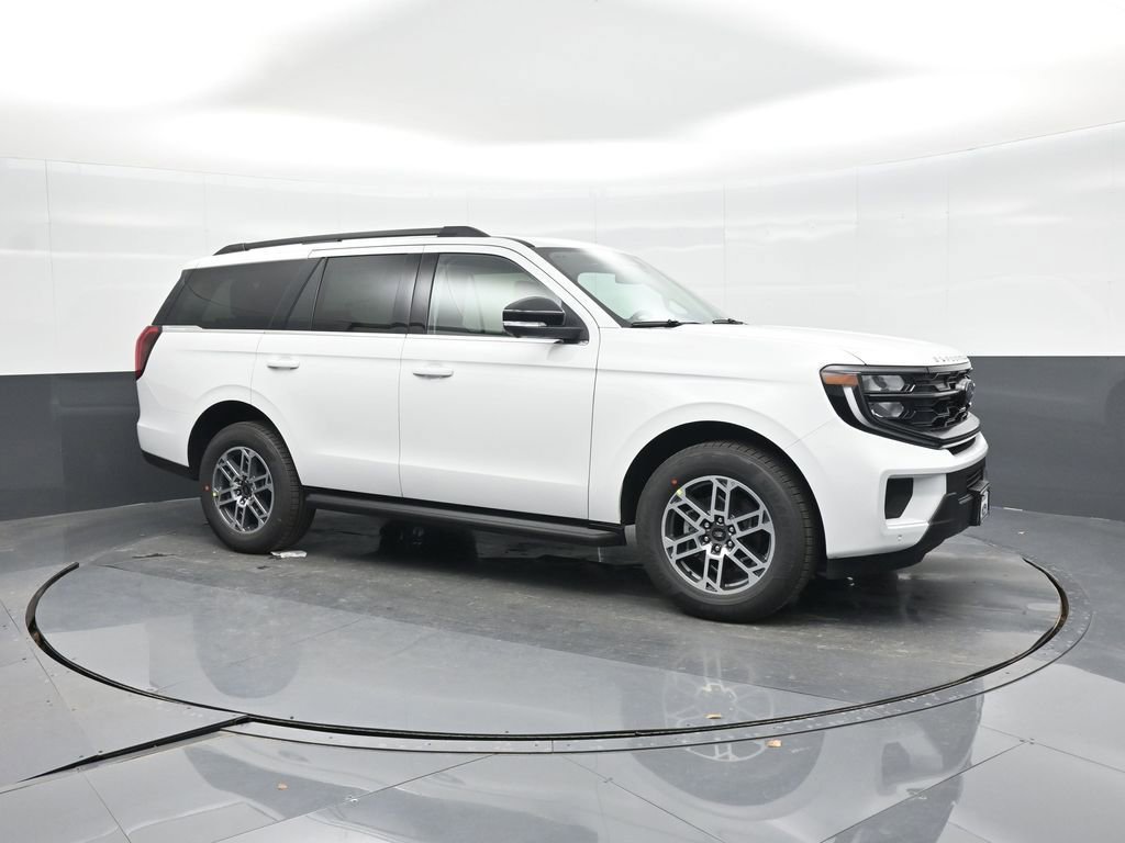 New 2026 Ford Expedition Active image 10