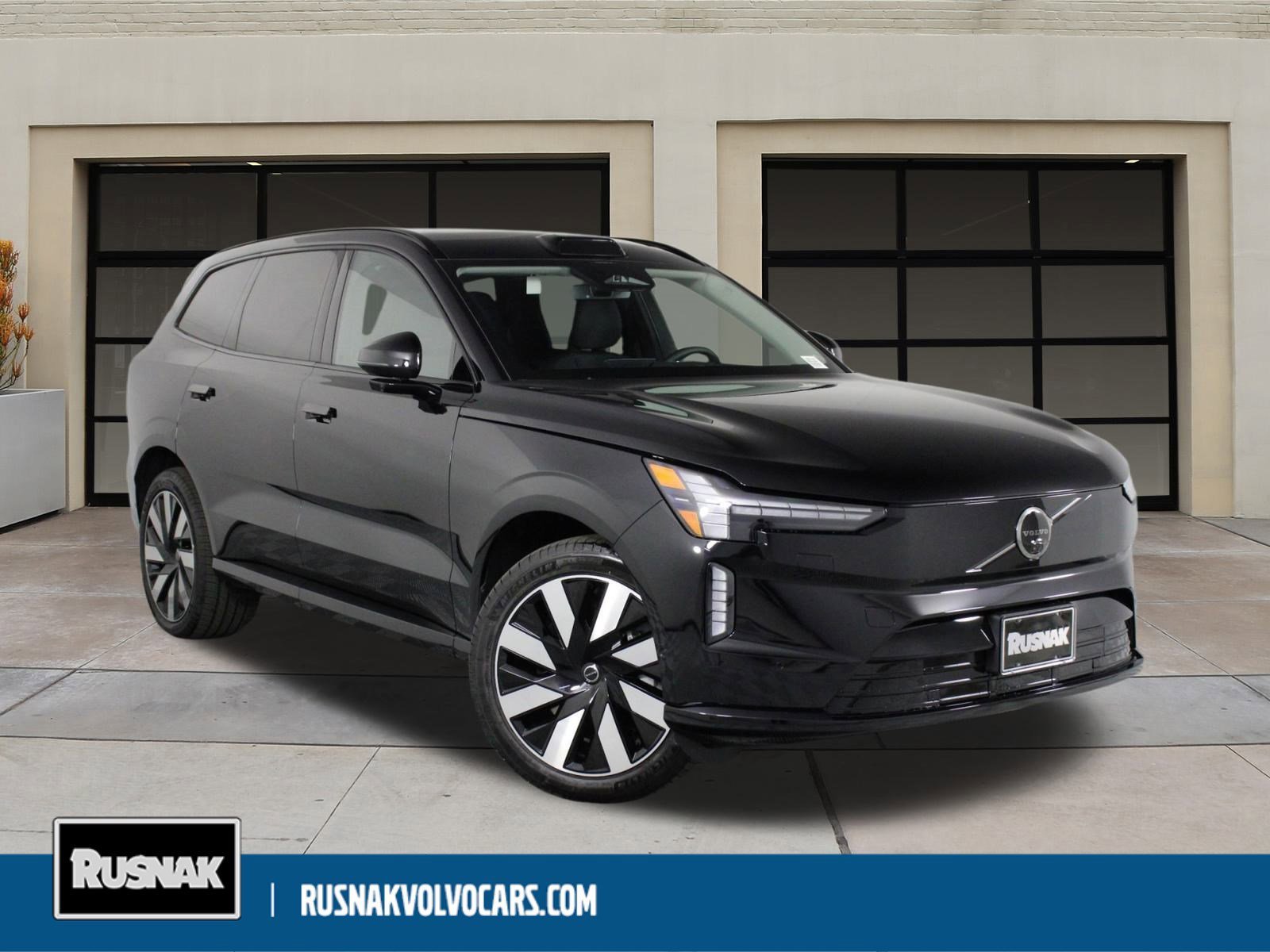 New 2025 Volvo EX90 Plus w/ Protection Package Premier
