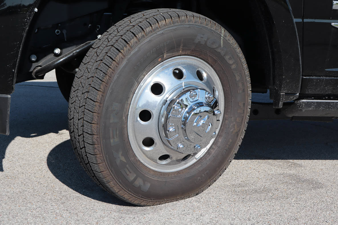 New 2027 RAM 3500 Limited AWD/4WD image 16