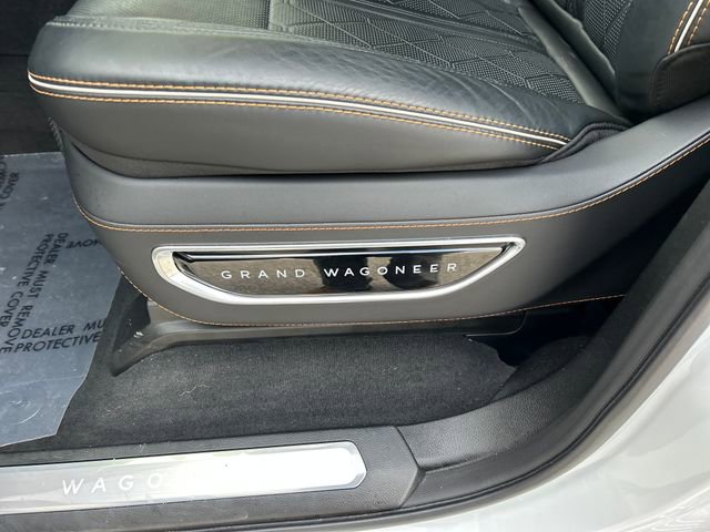 Used 2024 Jeep Grand Wagoneer Series III w/ Rear Seat Video Group 1 image 13