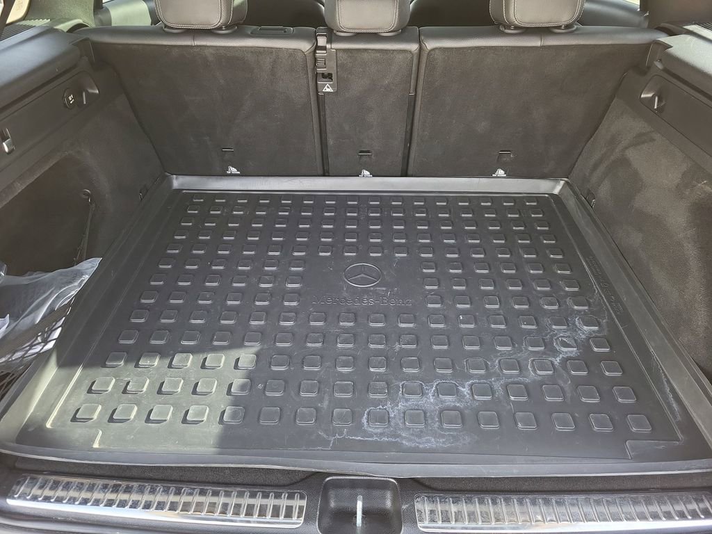 Used 2019 Mercedes-Benz GLC 300 image 25