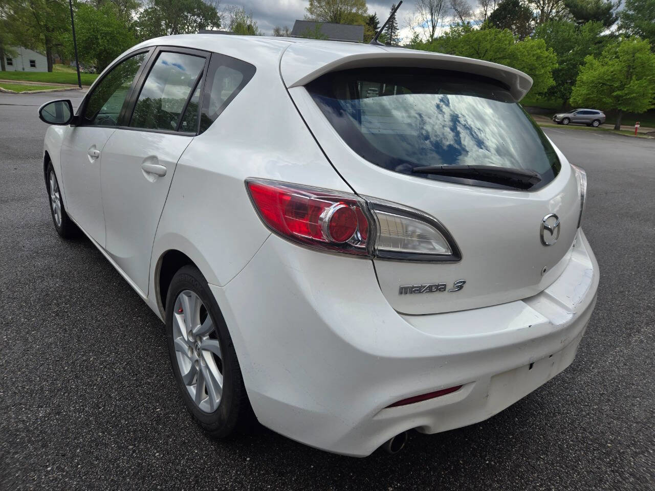 Used 2012 MAZDA MAZDA3 i Touring FWD image 5