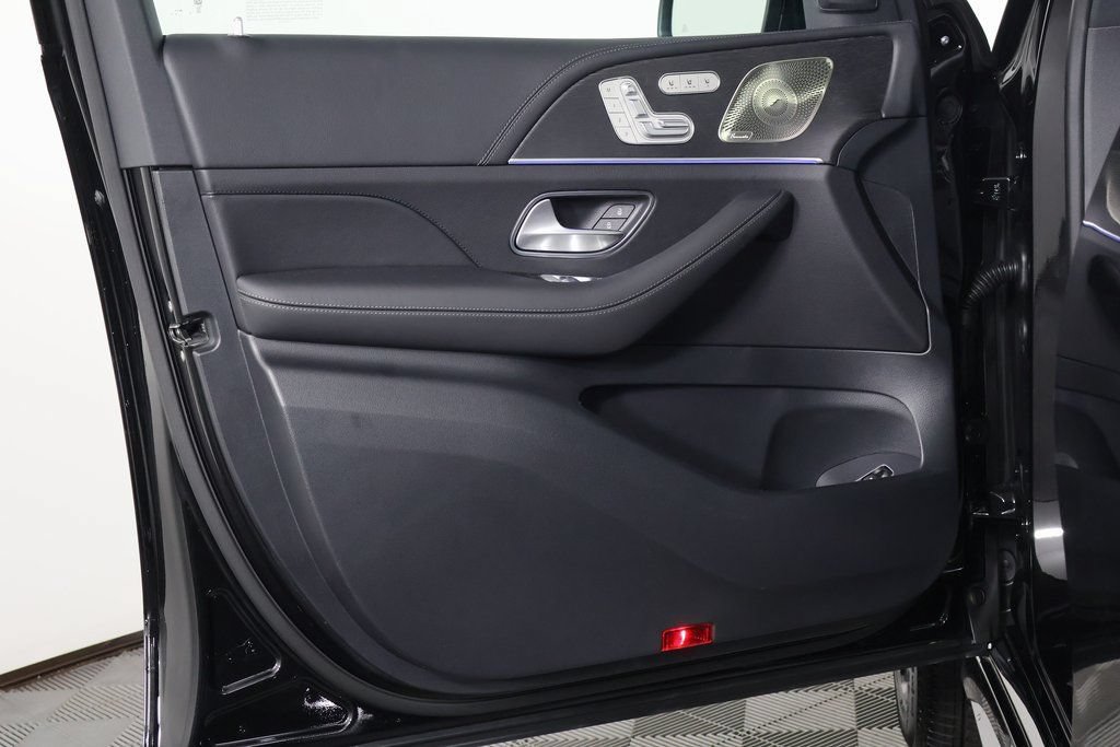 New 2026 Mercedes-Benz GLE 53 AMG 4MATIC image 7
