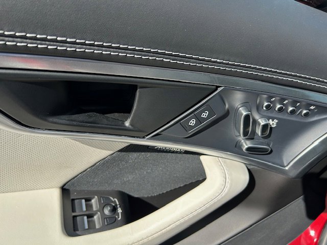 Certified 2021 Jaguar F-TYPE R-Dynamic image 18