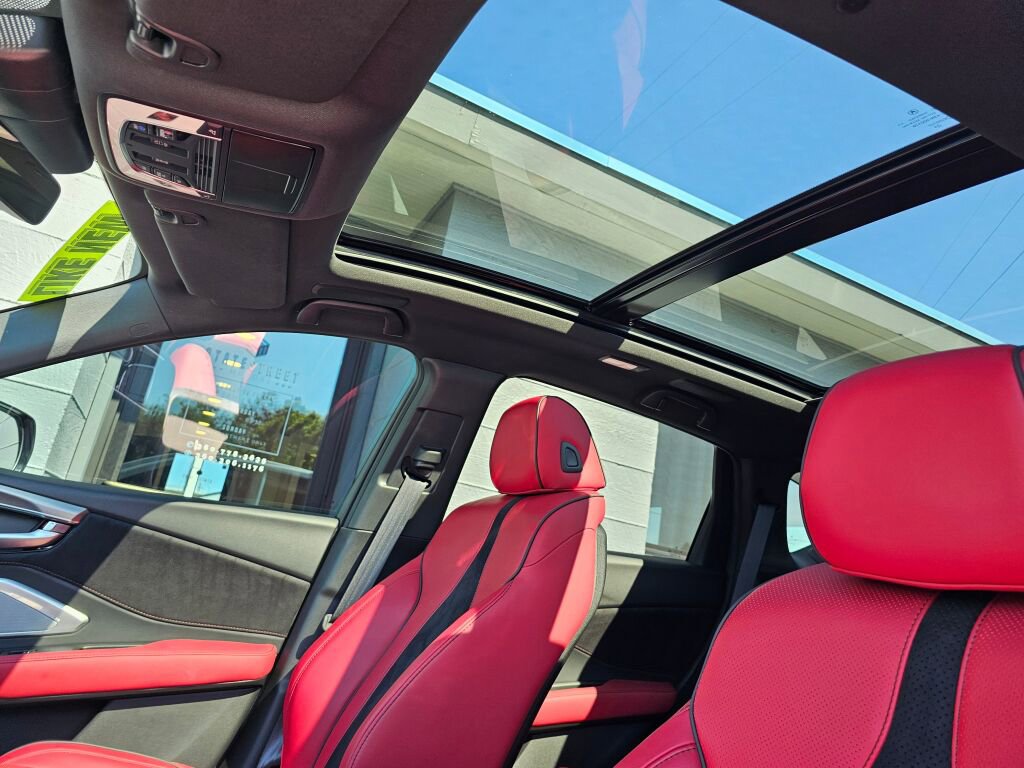 Used 2025 Acura RDX A-Spec image 18