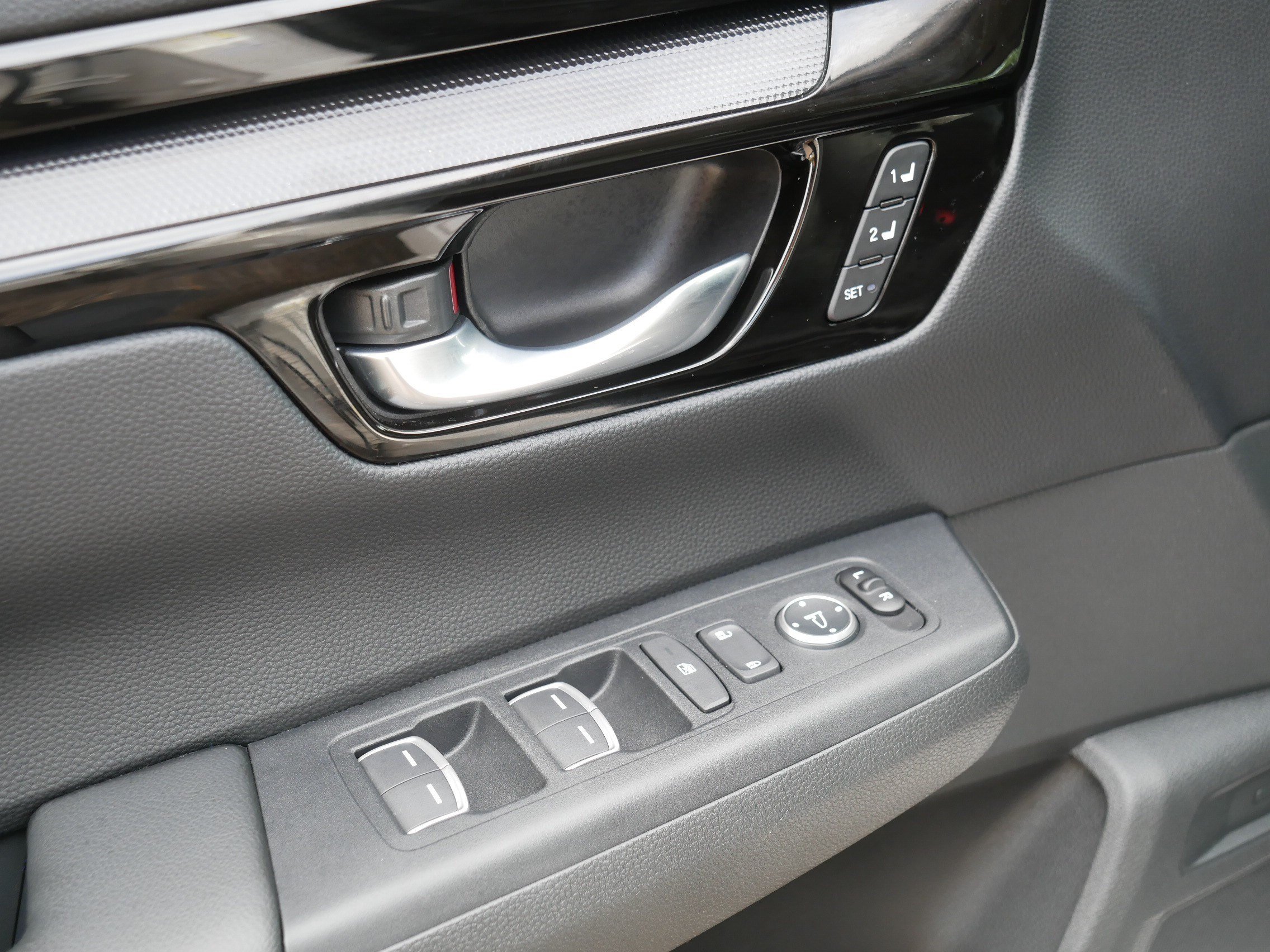 Used 2026 Honda CR-V EX-L image 19