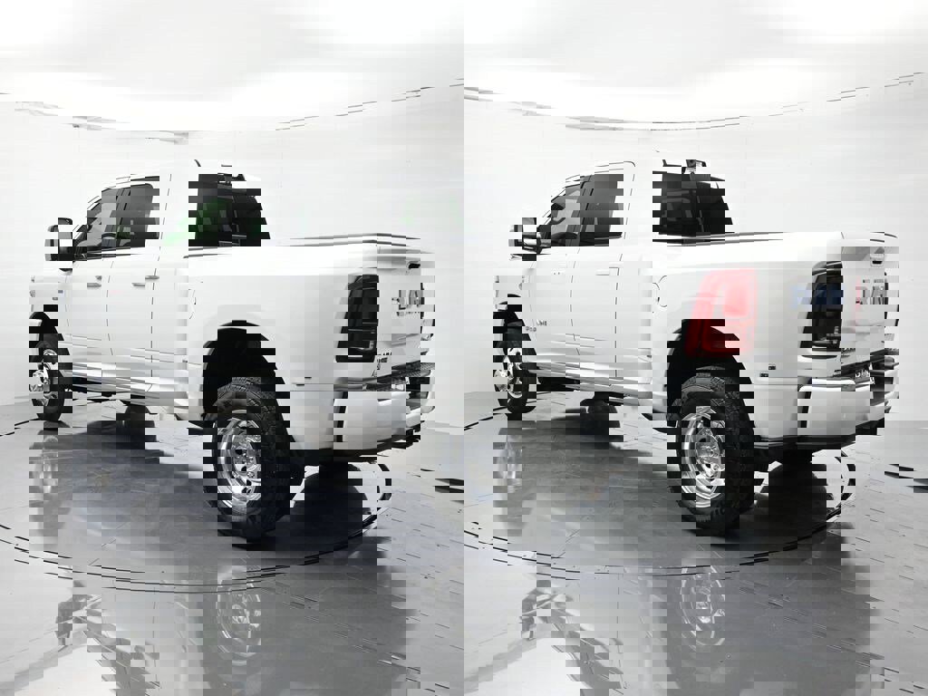 New 2026 RAM 3500 Laramie w/ Max Tow Package image 7
