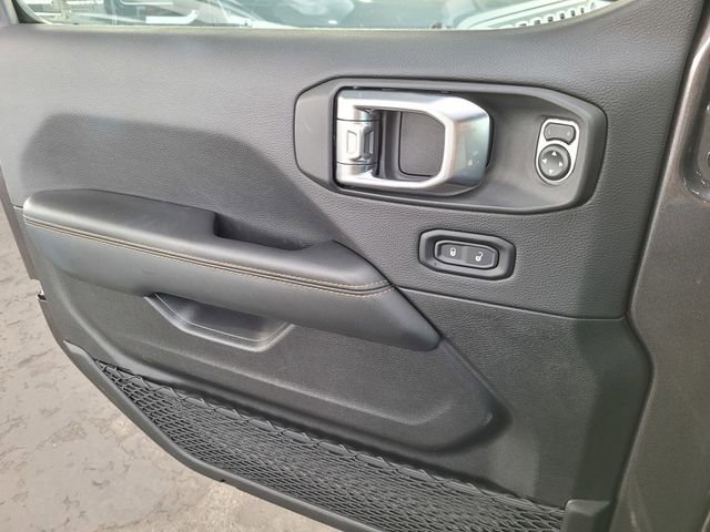 Certified 2025 Jeep Wrangler Unlimited Sahara w/ Safety Group image 15