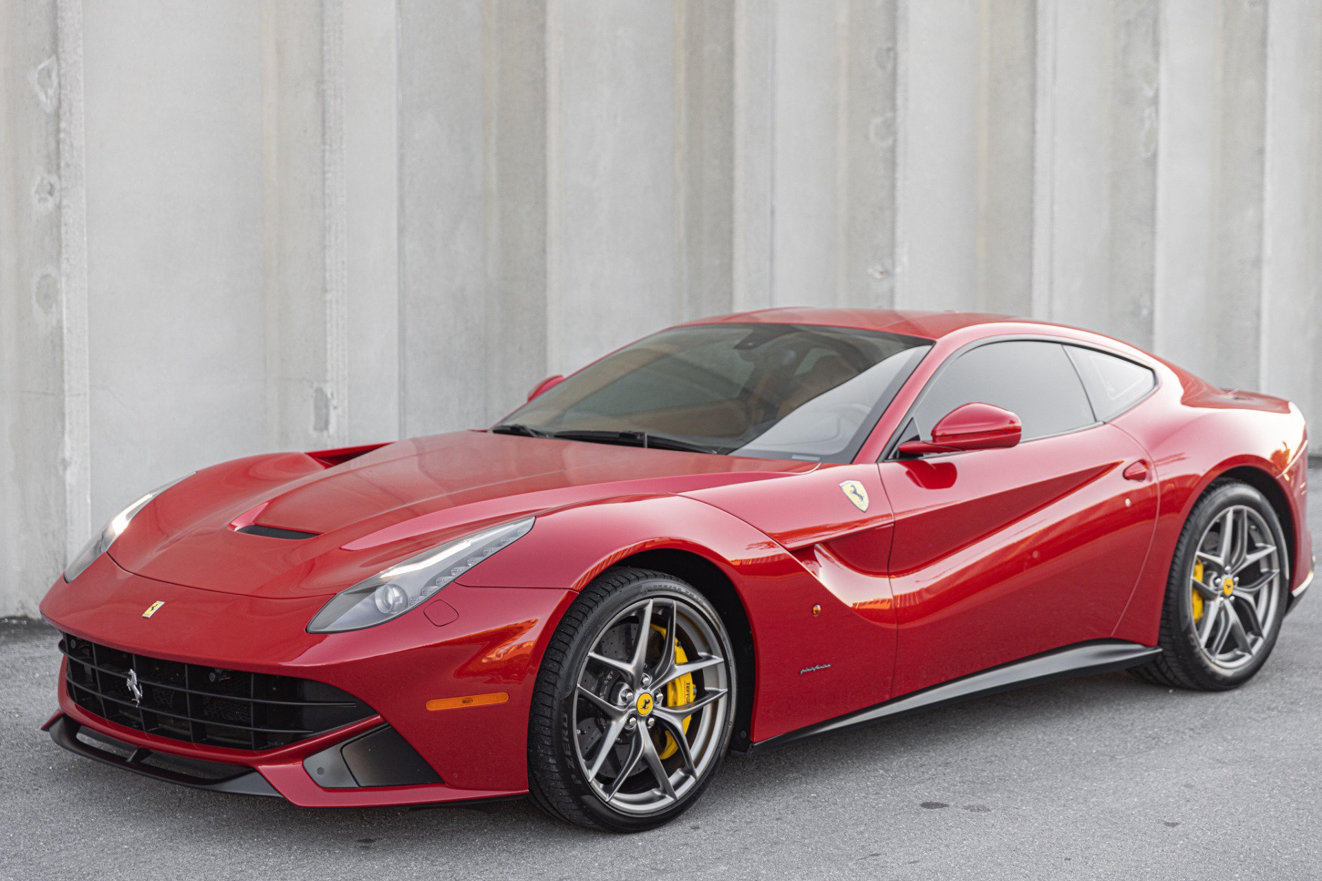 Used 2014 Ferrari F12 Berlinetta RWD image 14