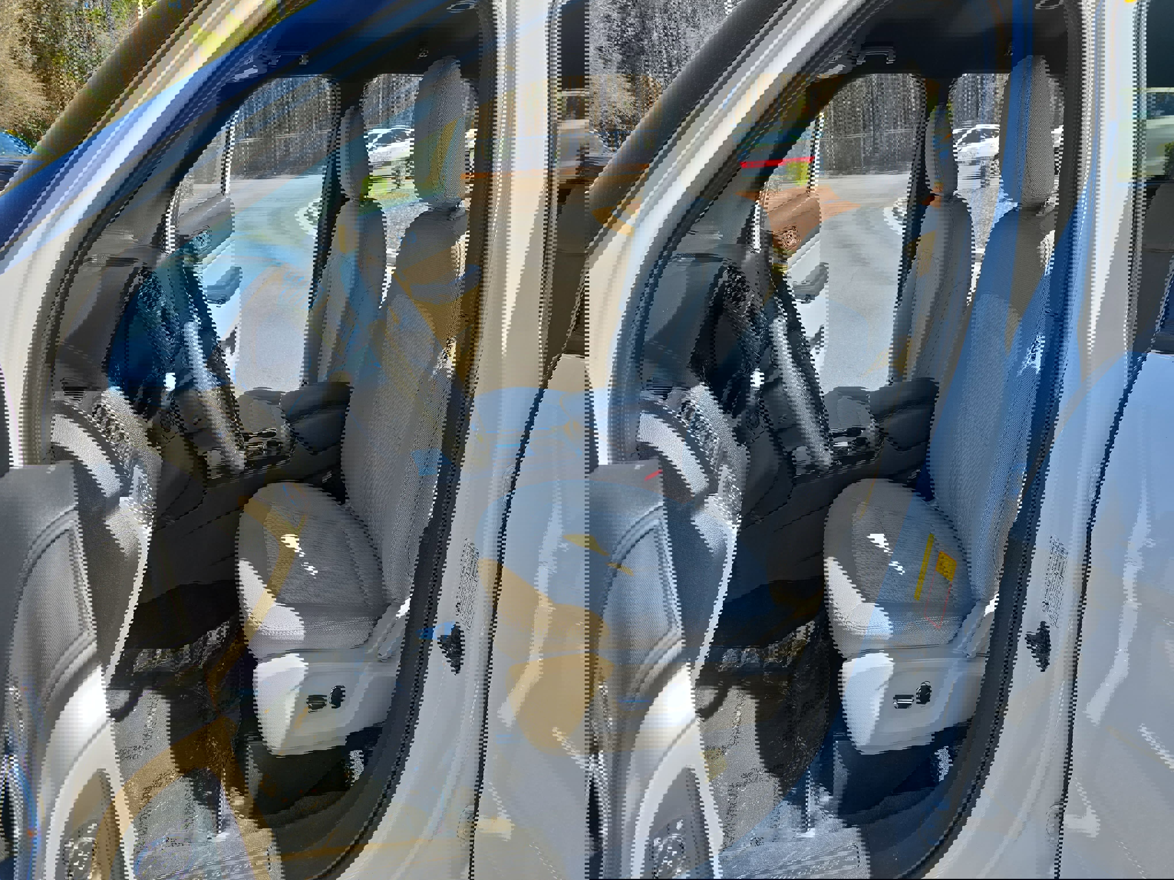 Used 2018 Ford Explorer FWD image 15