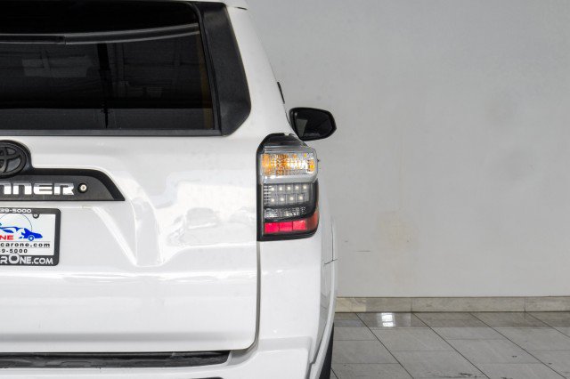 Used 2020 Toyota 4Runner TRD Off-Road AWD/4WD image 51