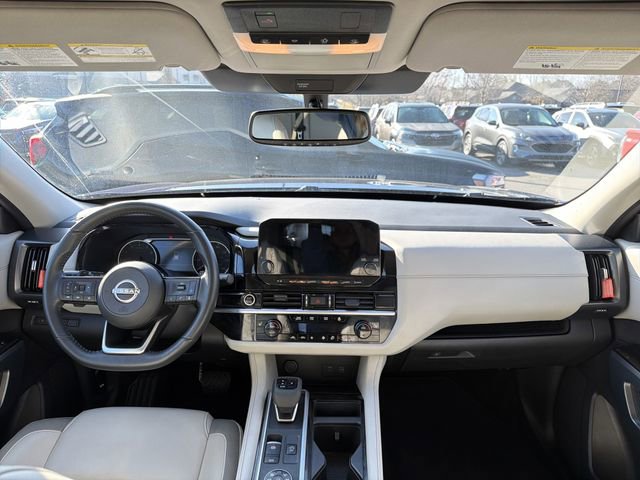 Used 2022 Nissan Pathfinder SL image 28