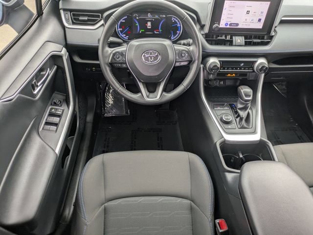 Used 2024 Toyota RAV4 SE image 12