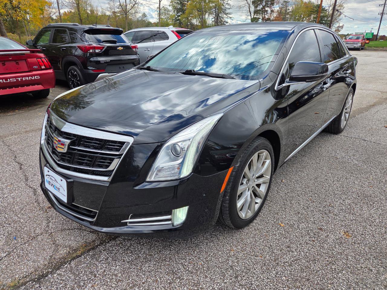 Used 2016 Cadillac XTS Luxury w/ Driver Awareness Package FWD image 2