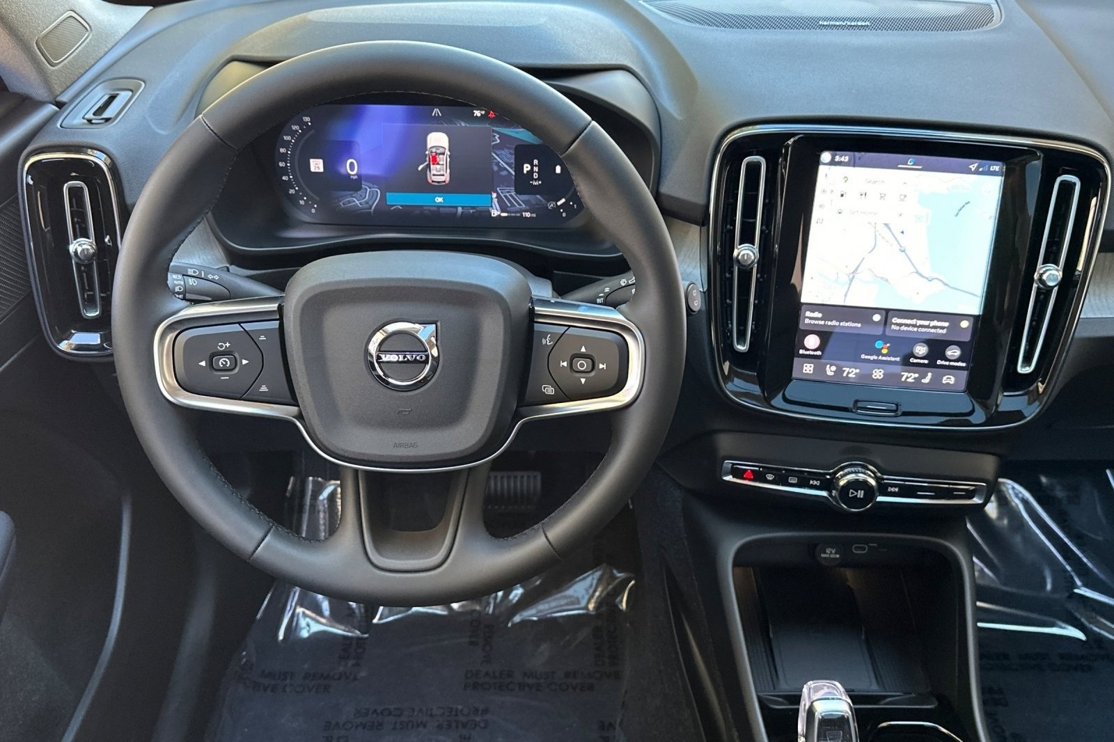 New 2026 Volvo XC40 B5 Ultra w/ Climate Package image 16
