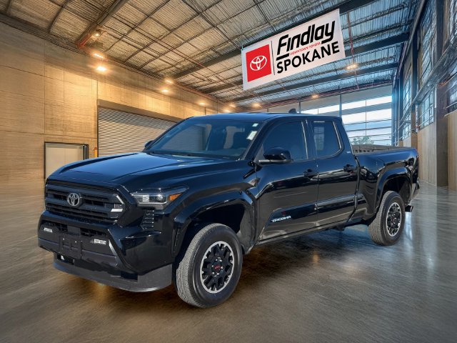 Certified 2025 Toyota Tacoma SR5 AWD/4WD image 1