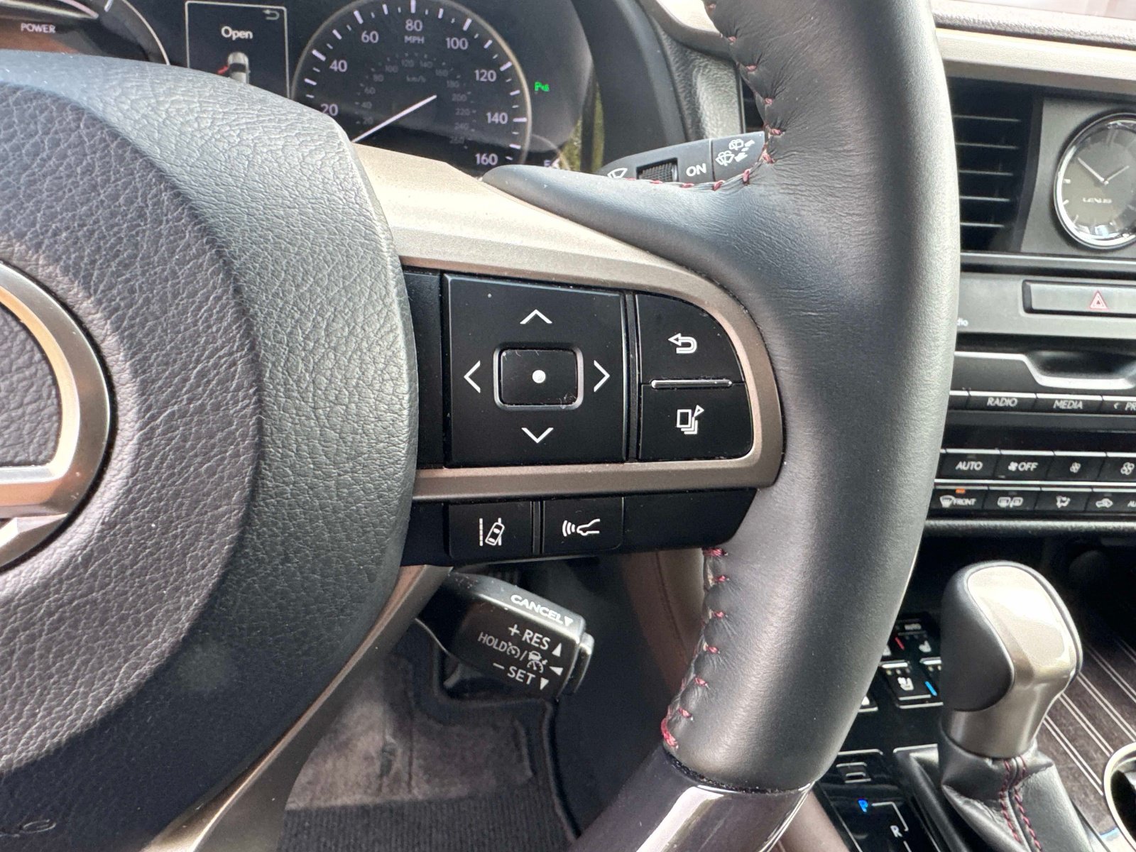 Used 2017 Lexus RX 450h AWD w/ Luxury Package image 30
