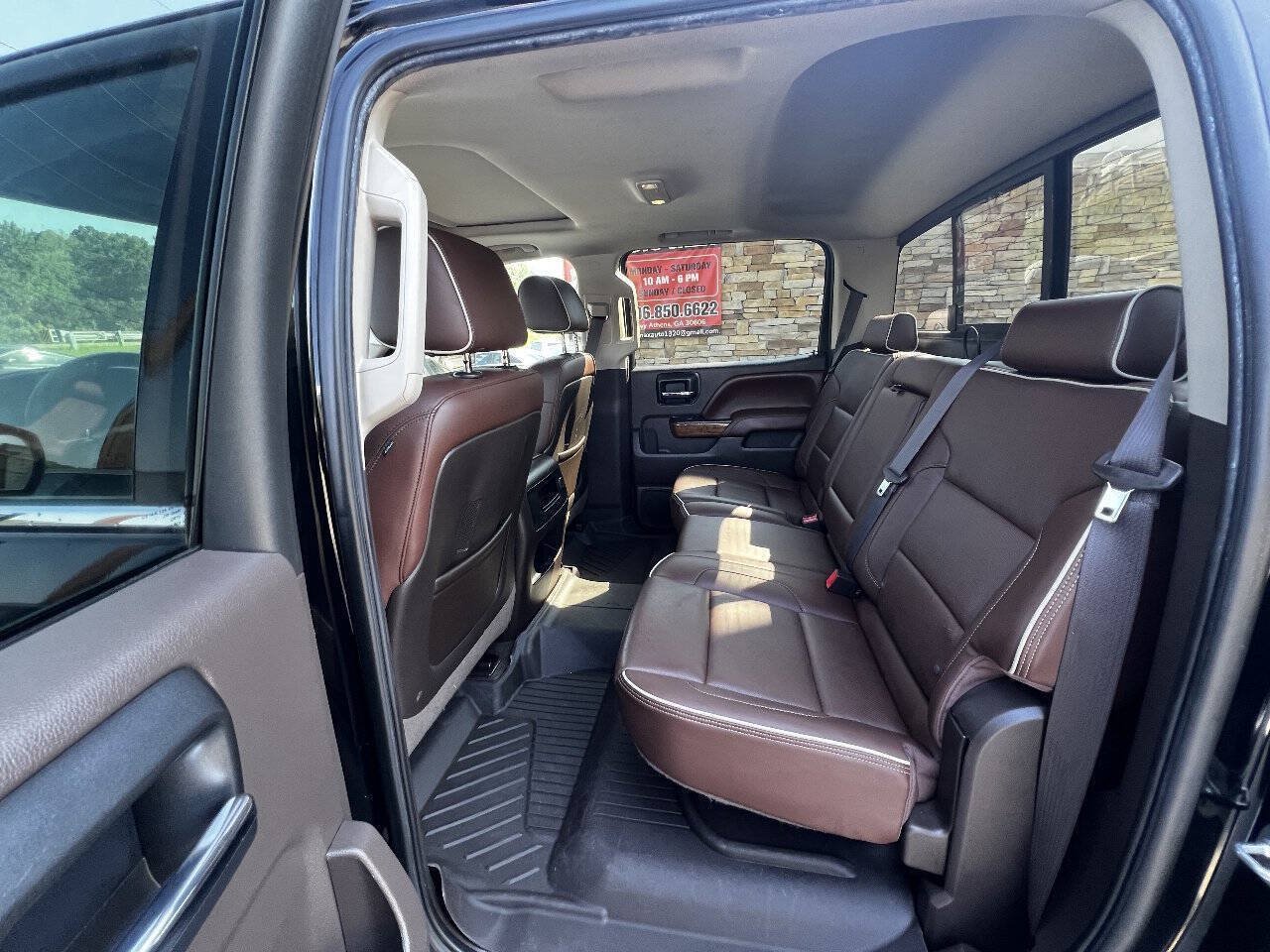 Used 2015 Chevrolet Silverado 1500 High Country w/ High Country Premium Package AWD/4WD image 15