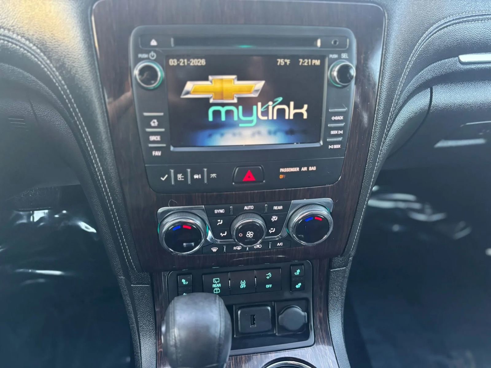 Used 2015 Chevrolet Traverse LT AWD/4WD image 15