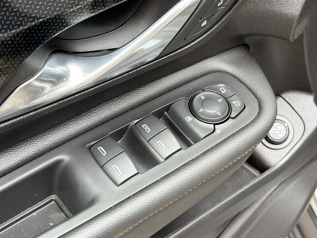 Used 2024 GMC Terrain AT4 w/ Tech Package image 17