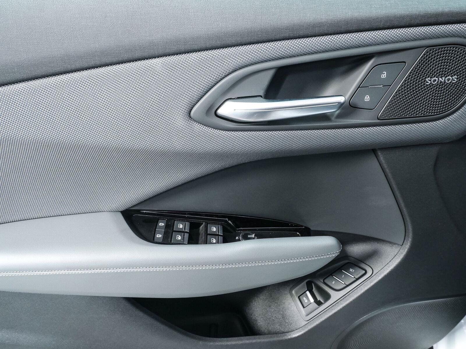 New 2026 Audi Q3 quattro 2.0T AWD/4WD image 6