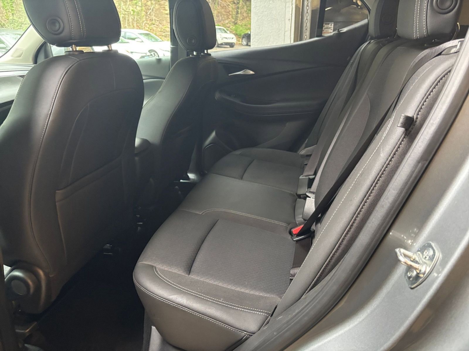 Used 2025 Buick Encore GX Preferred FWD image 37