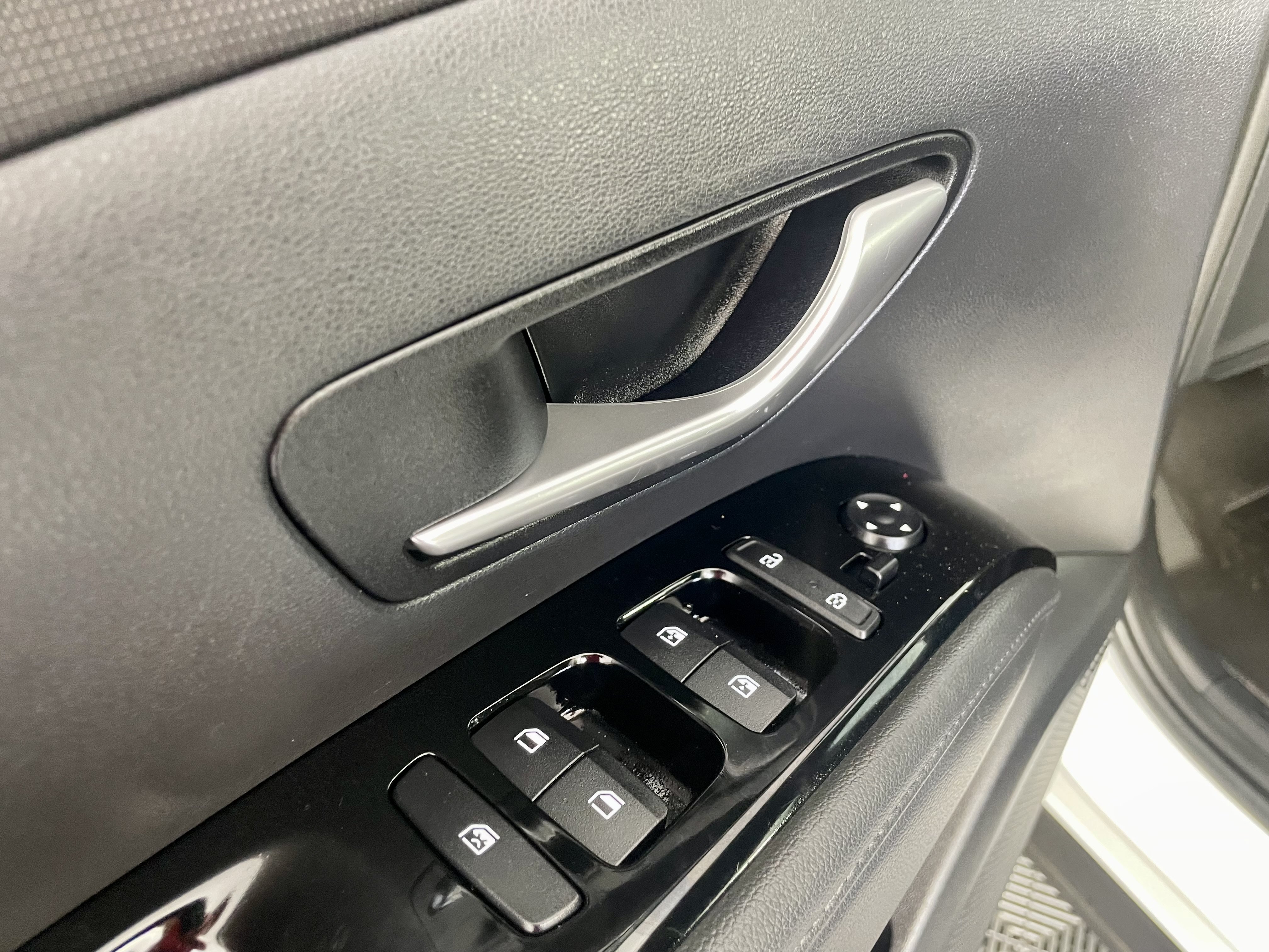 Used 2022 Hyundai Santa Cruz Limited AWD/4WD image 13