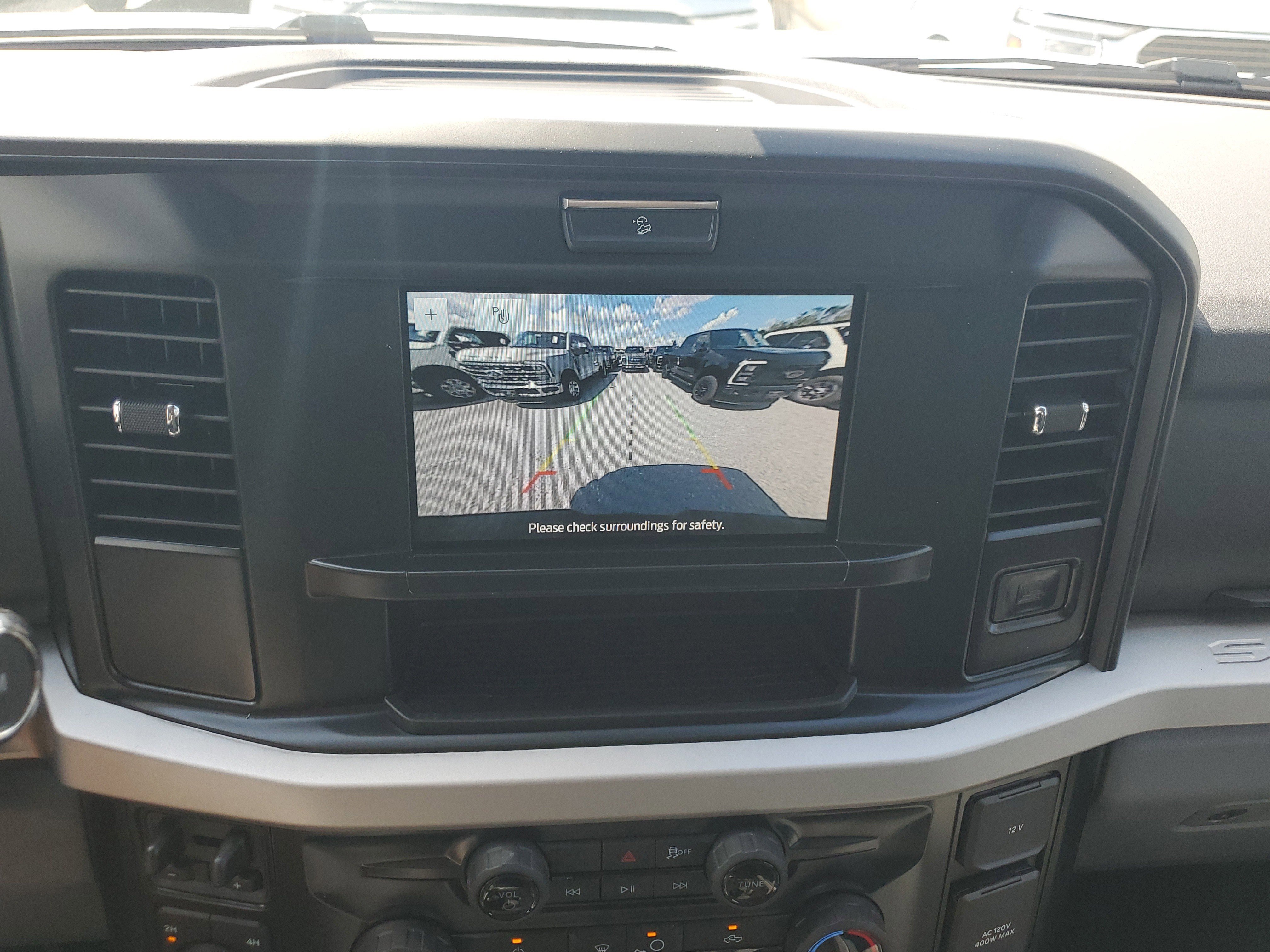 New 2026 Ford F250 XLT w/ FX4 Off-Road Package image 18