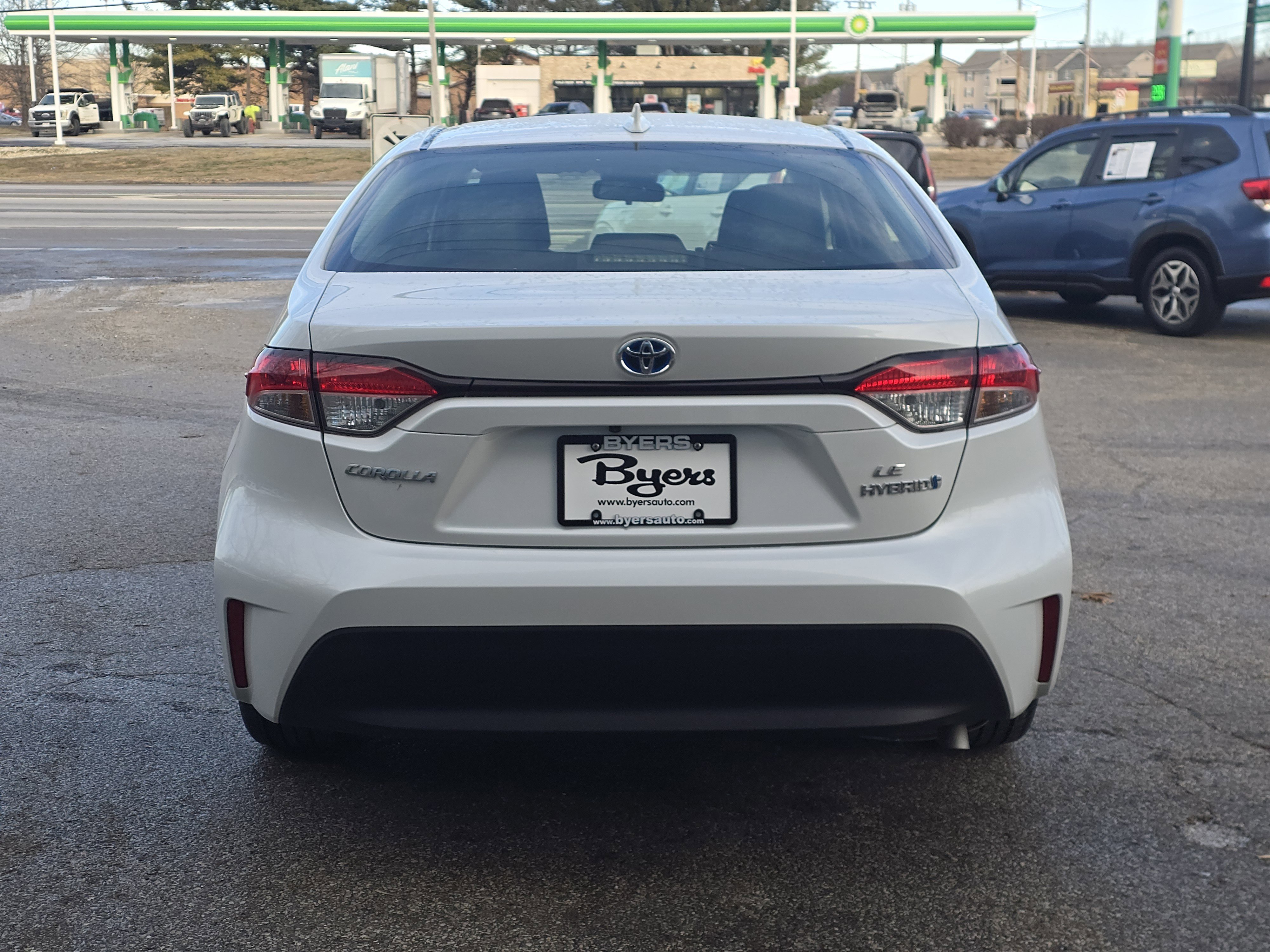 Used 2024 Toyota Corolla LE image 6