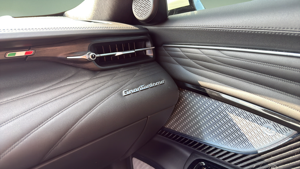Used 2024 Maserati GranTurismo Modena AWD/4WD image 38