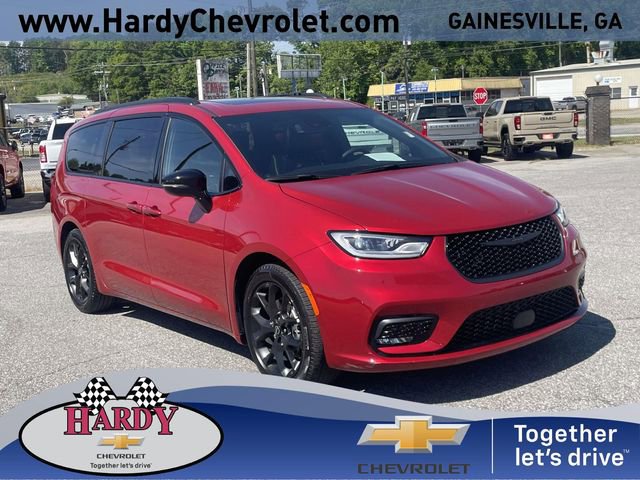 Used 2025 Chrysler Pacifica Limited FWD image 1