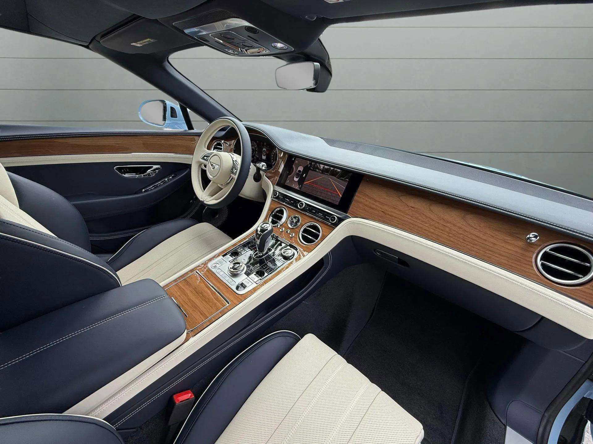 New 2026 Bentley Continental GTC image 28