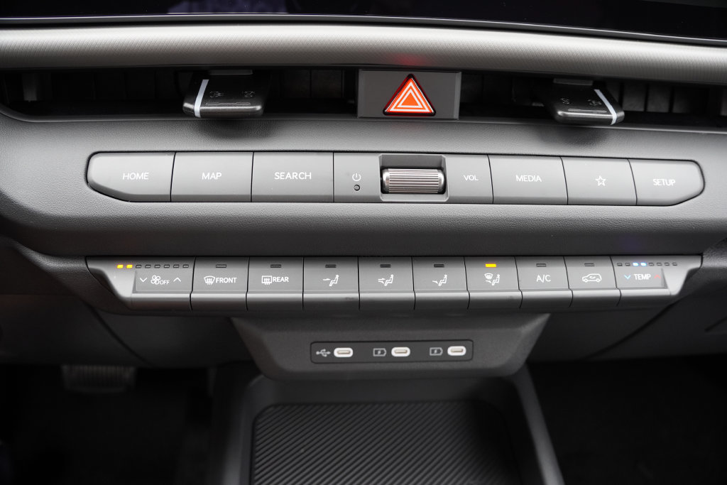 New 2027 Kia Seltos LX AWD/4WD image 16