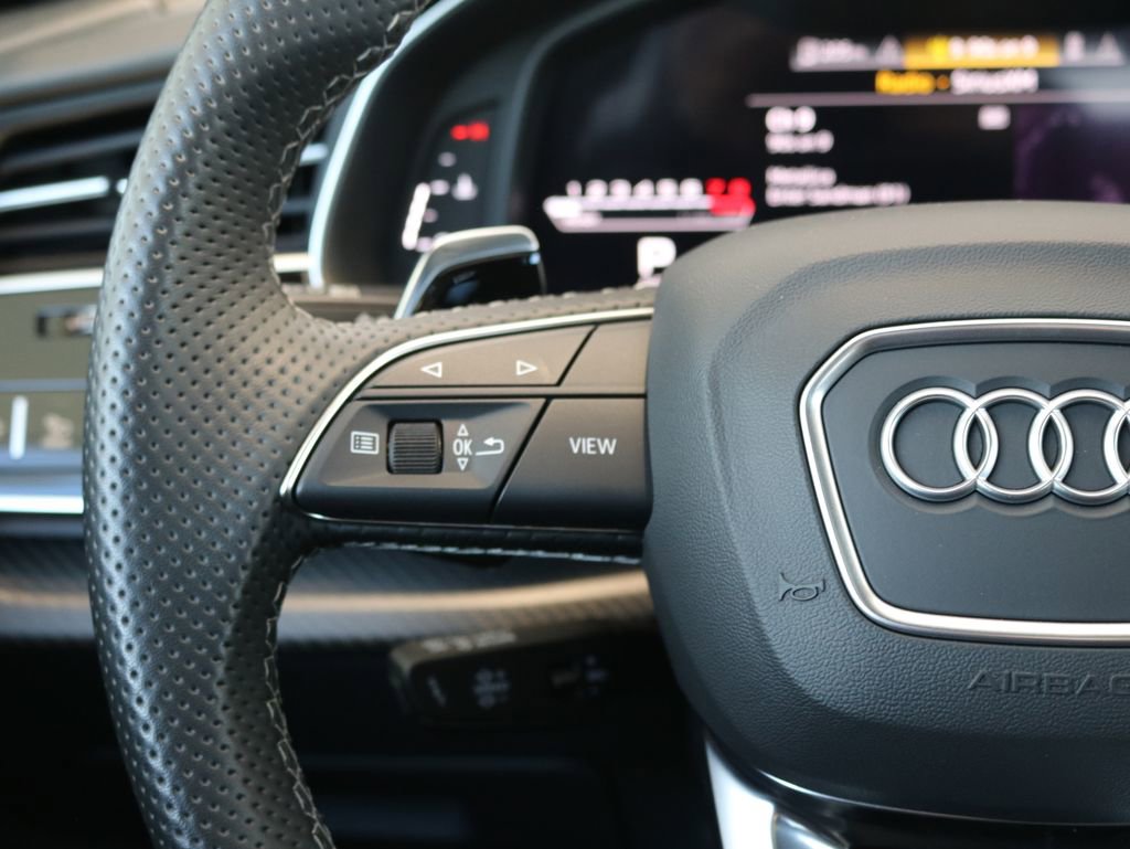 Used 2023 Audi RS Q8 AWD/4WD image 47