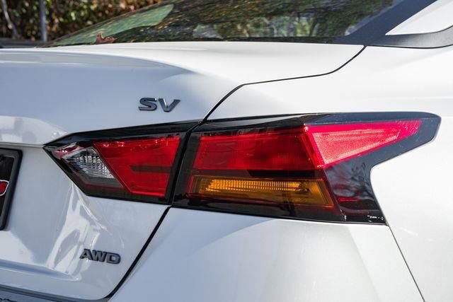 Used 2023 Nissan Altima 2.5 SV w/ SV Premium Package image 8