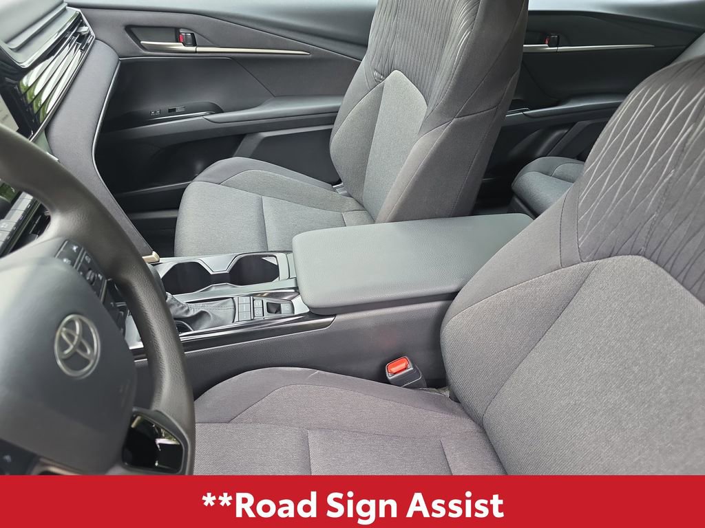 Used 2026 Toyota Camry LE FWD image 15