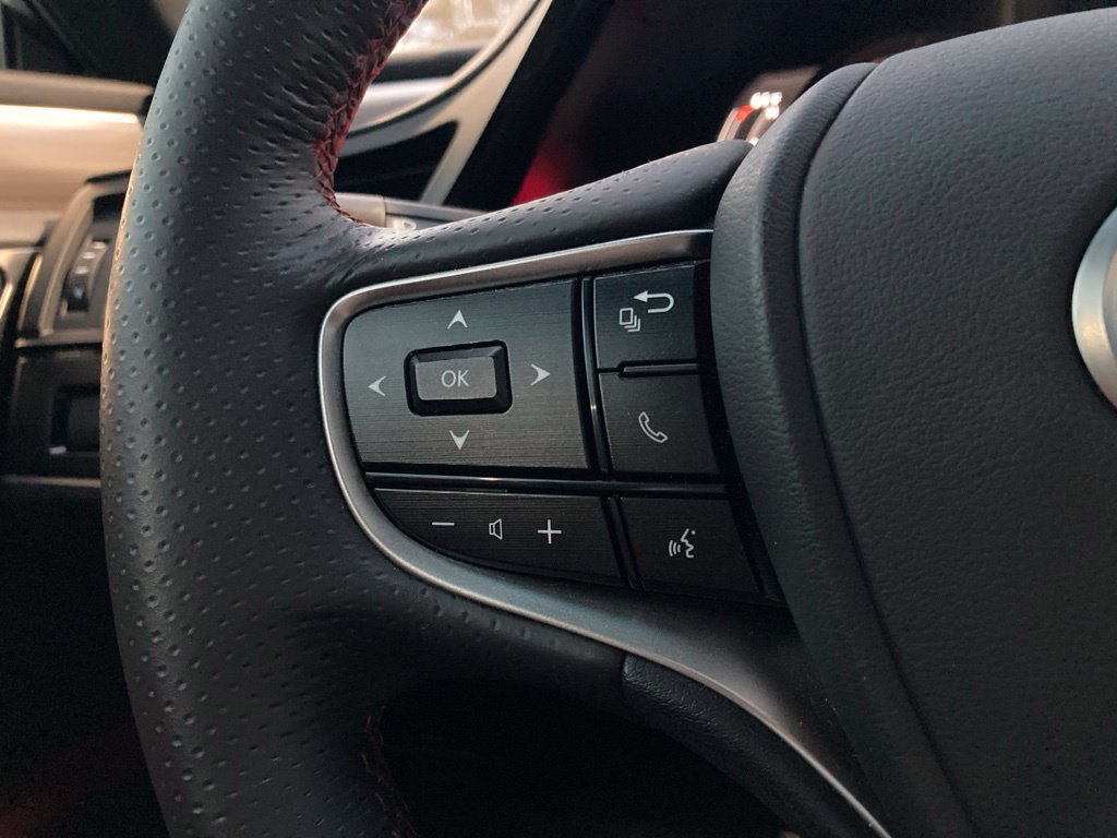 Used 2024 Lexus ES 350 F Sport w/ Accessory Package (Z2) FWD image 15