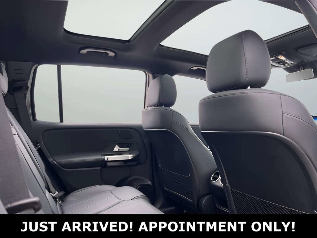 Used 2023 Mercedes-Benz EQB 350 4MATIC SUV image 16